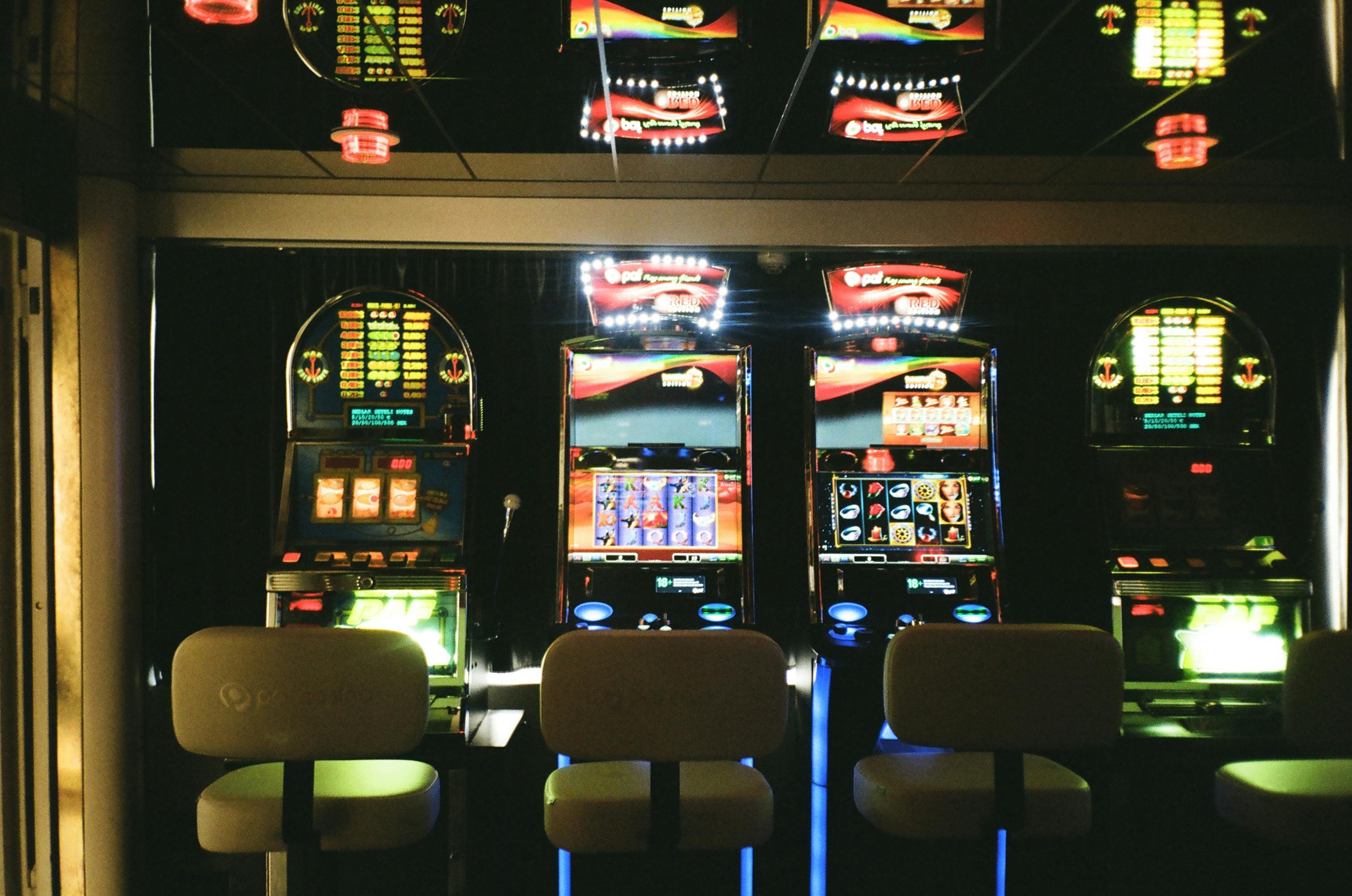 Dragon Tiger Live Dealer — star888 Myanmar Live Casino